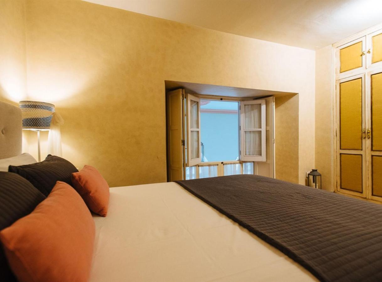 סביליה Pajaritos Suite Apartment - Private Parking Included מראה חיצוני תמונה